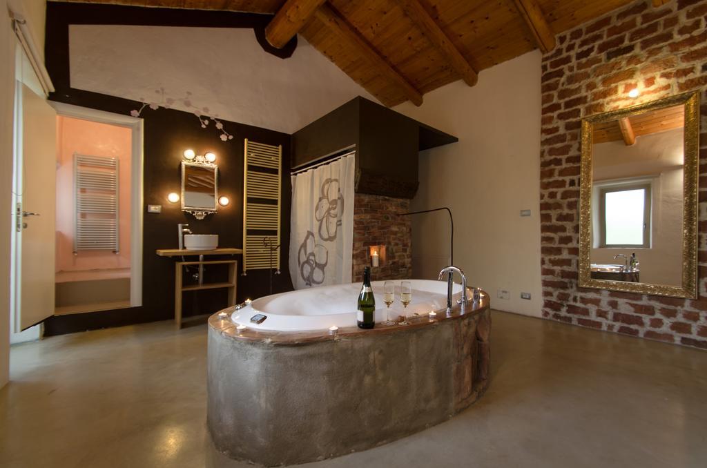 Il Riposo Bed and Breakfast San Damiano dʼAsti Eksteriør billede